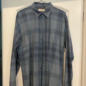 Men’s Burberry shirt